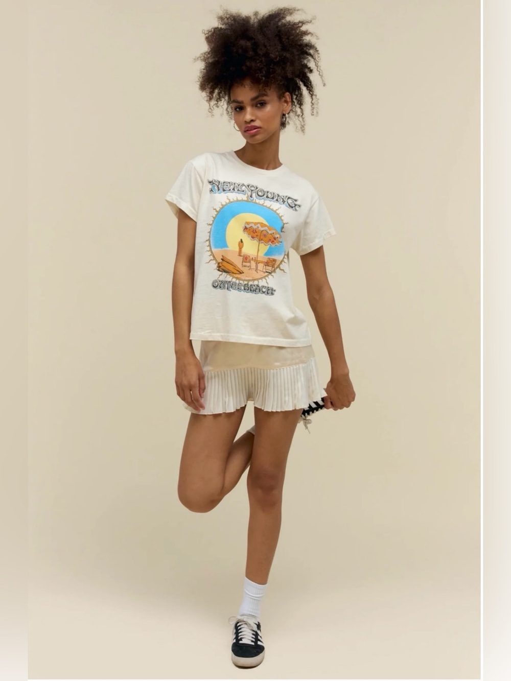 Daydreamer Neil Young On The Beach Tour Tee